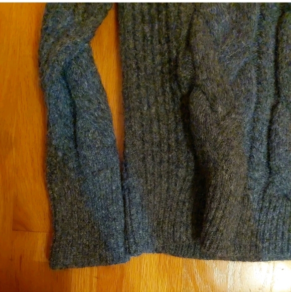 Faherty Frost Cable Stitch Turtleneck Sweater XS Charcoal Gray - Picture 5 of 15